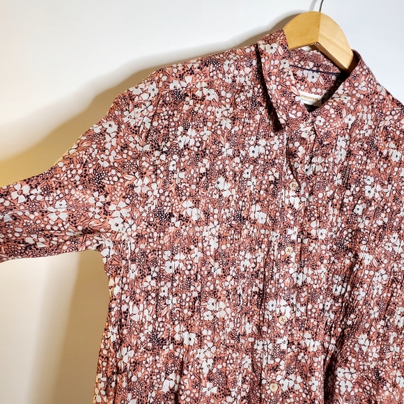 Anthropologie Pilcro Sasha Smocked boyfriend button down blouse Size Medium - Picture 13 of 13